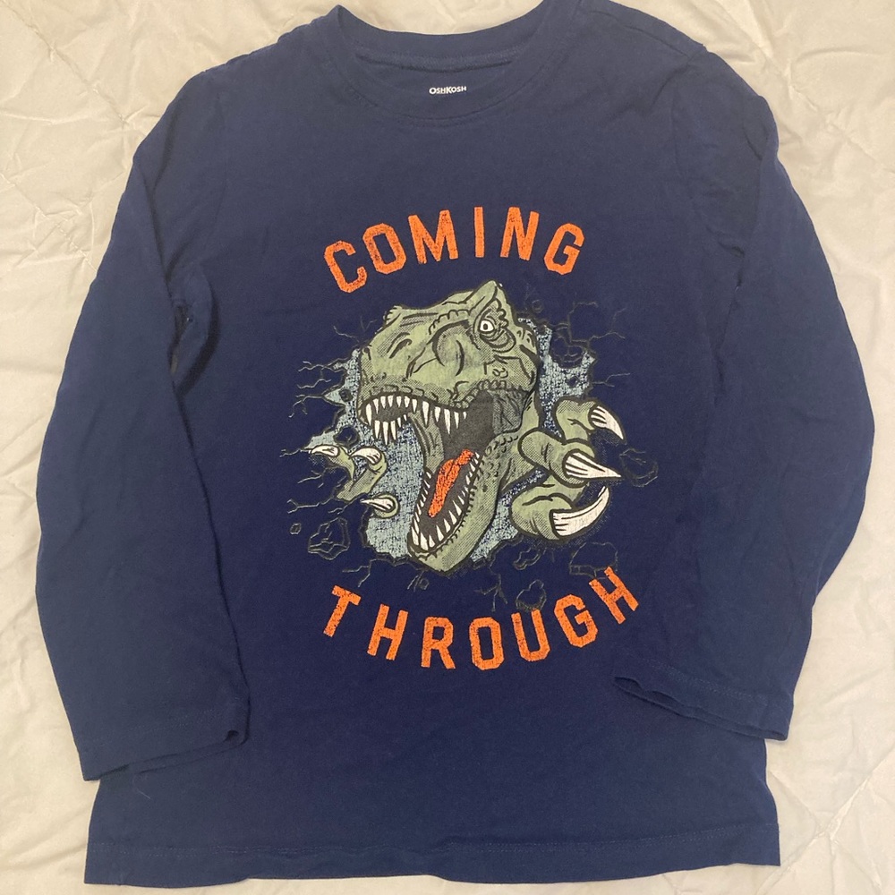Long sleeve Dino tee